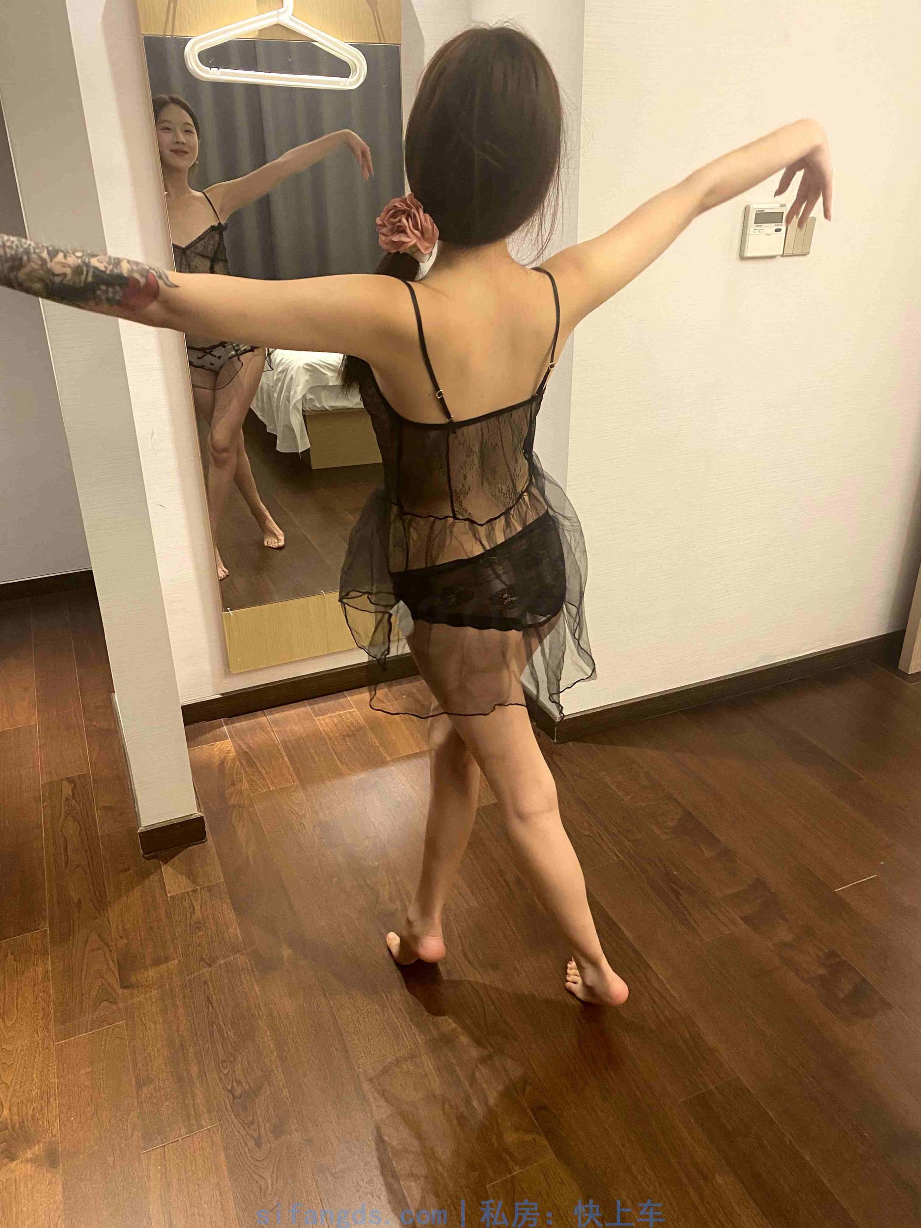 图片[4]-【极品写真】丹妮，高颜值大长腿御姐，高清大尺度私拍！[307P]-尤妹社