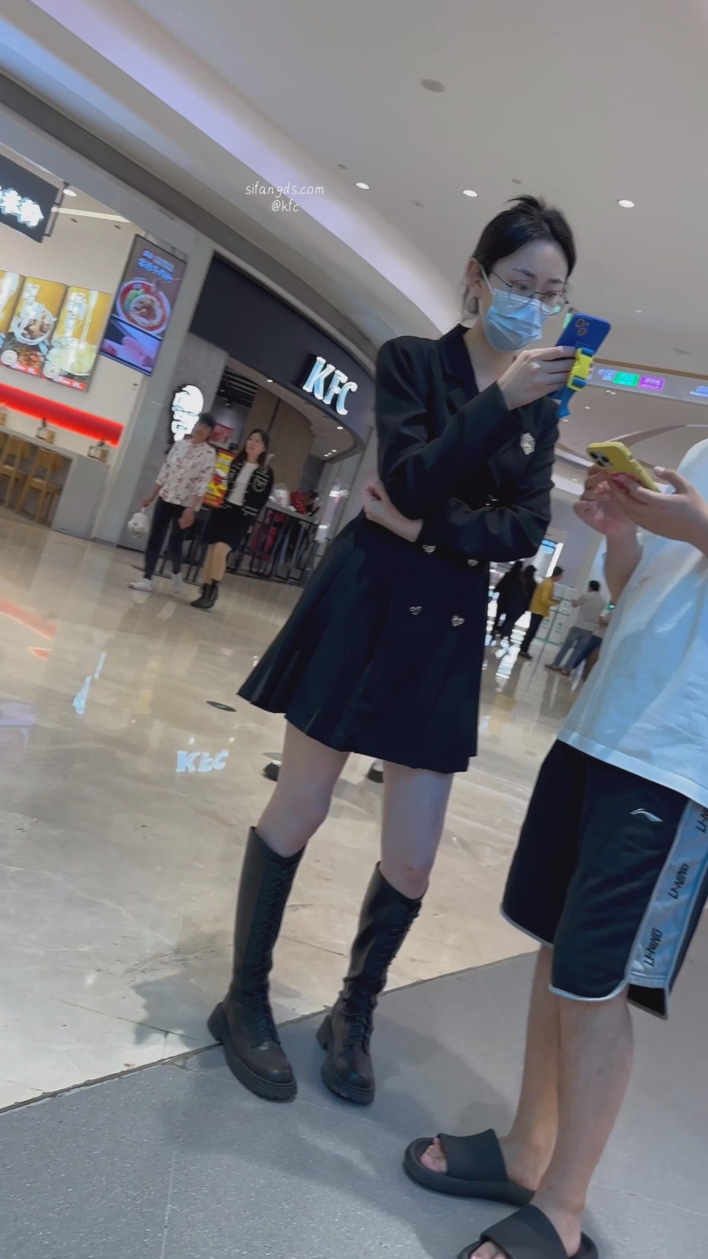 图片[17]-私房价值万元街拍高颜值尤物御姐探索裙摆下的致命诱惑全网最全合集[548V]-尤妹社