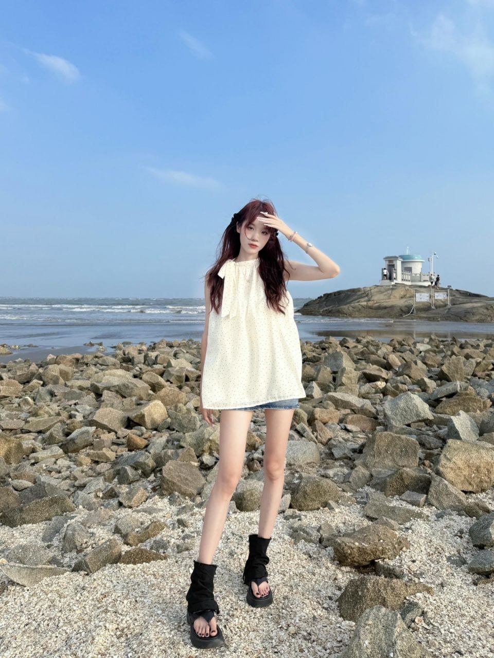 图片[16]-抖音素人女大玉足博主别管小薇重金定制合集[289P72V]