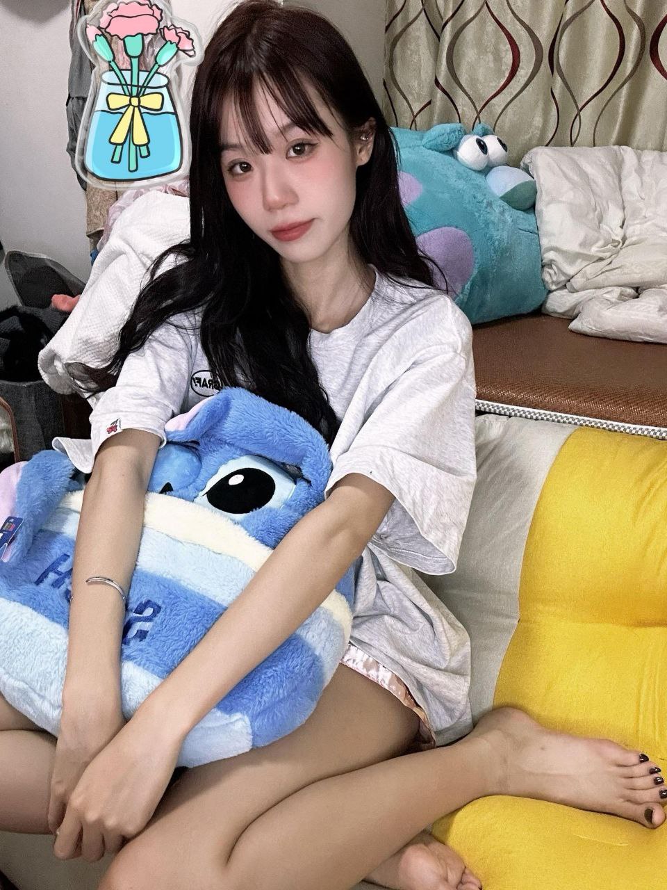 图片[18]-抖音素人女大玉足博主别管小薇重金定制合集[289P72V]