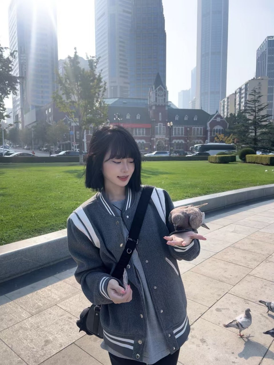 图片[4]-抖音短发高颜值玉足博主公主电闪[680P25V]