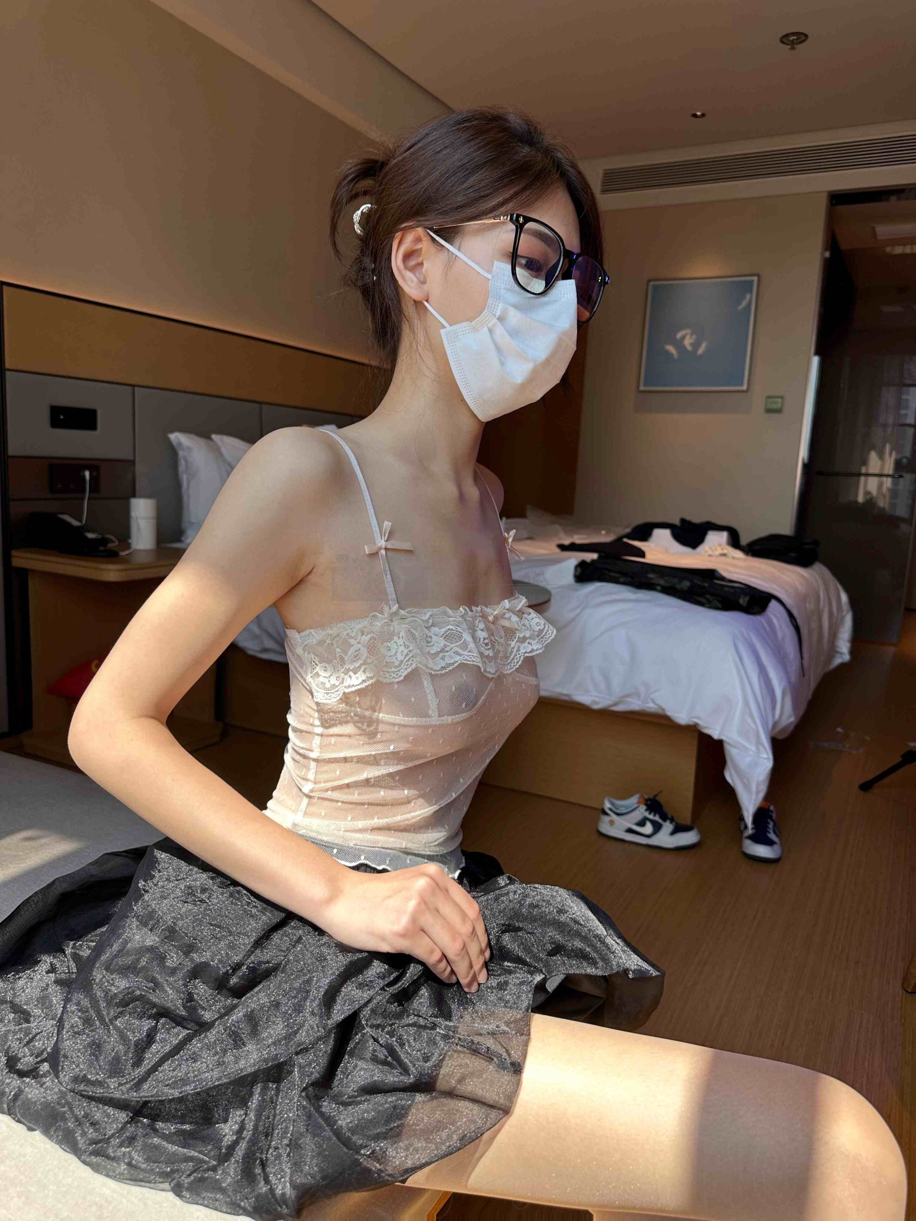 ISS系列 美美透视装配肉丝[121P-1V 931.08 MB]-尤妹社