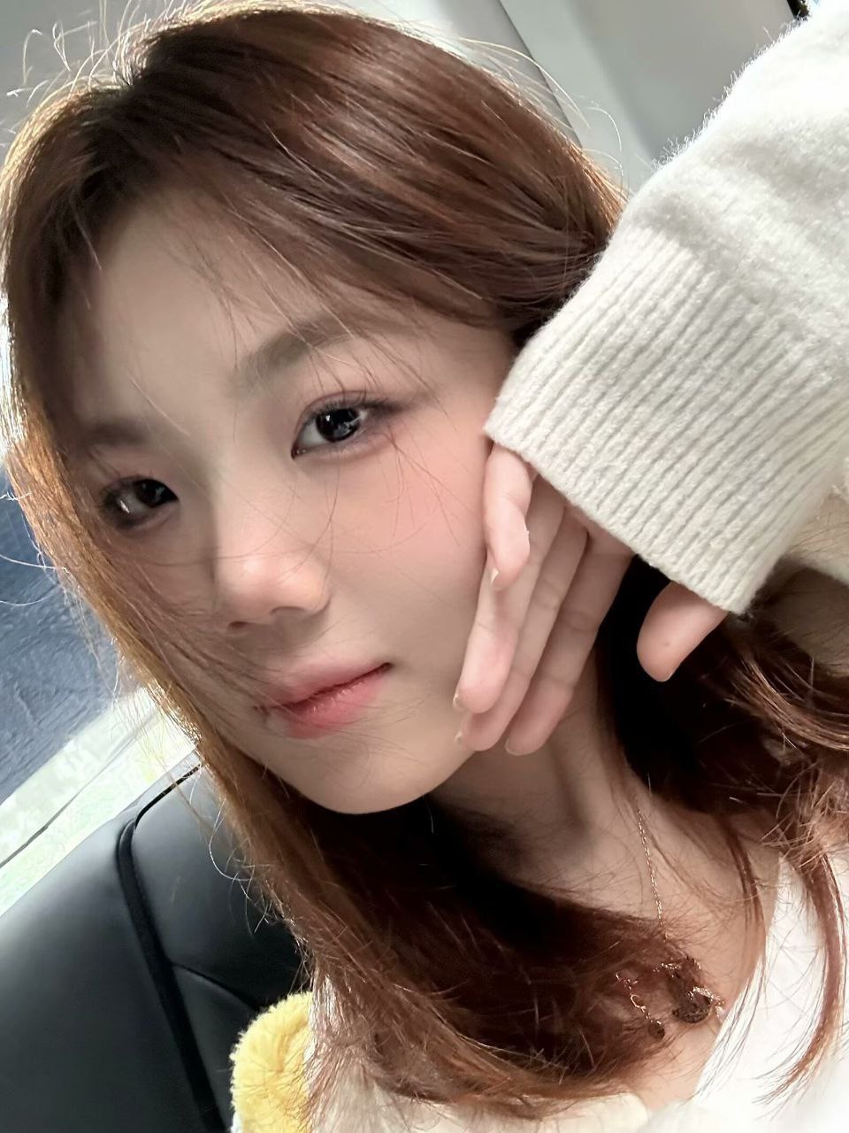 图片[1]-素人原创-网聊的素人可爱小姐姐自拍美腿美脚-尤妹社