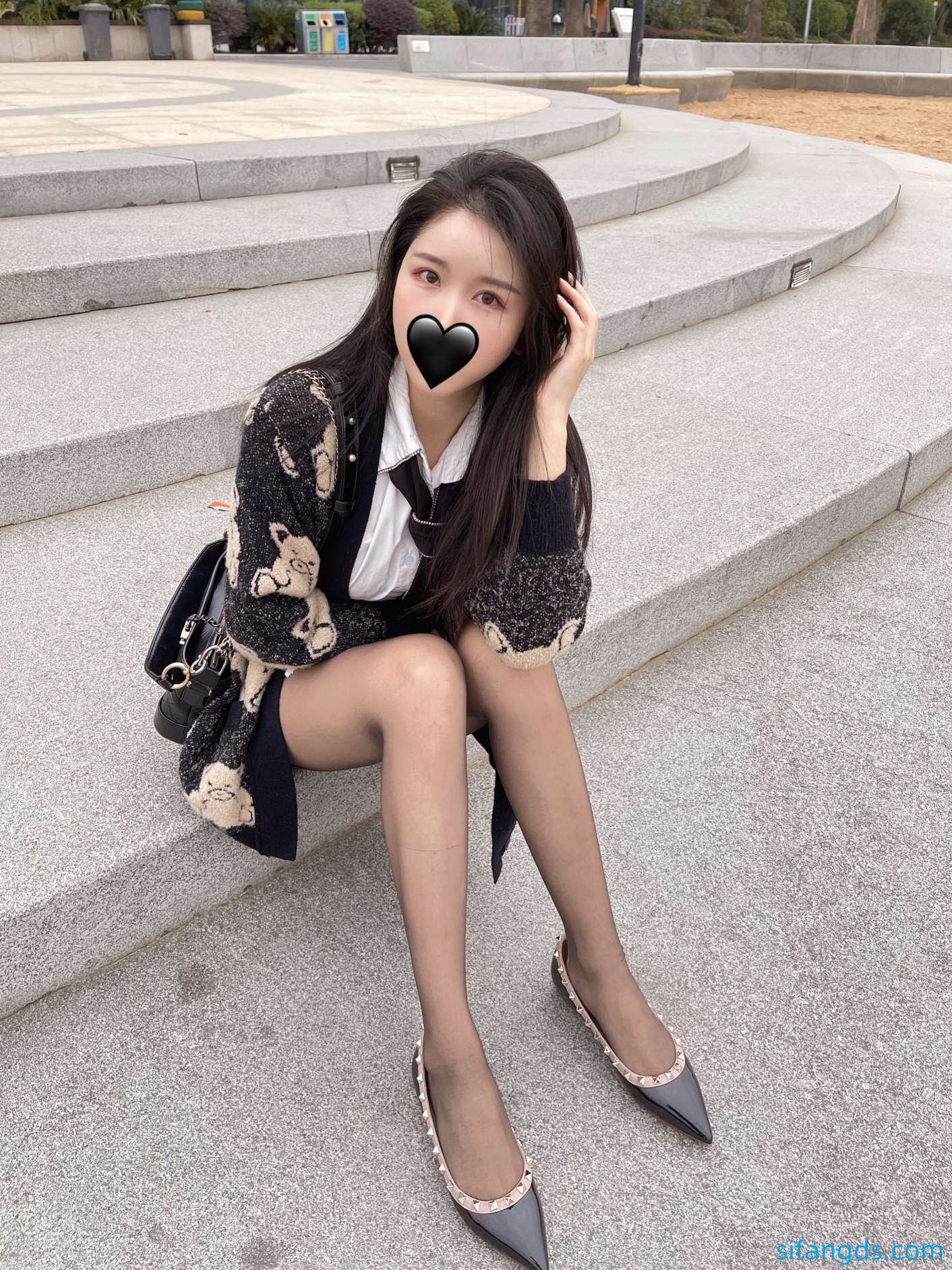 图片[13]-抖音30万粉丝博主软妹小九九价值300元微信朋友圈写真套图[34合集]-尤妹社