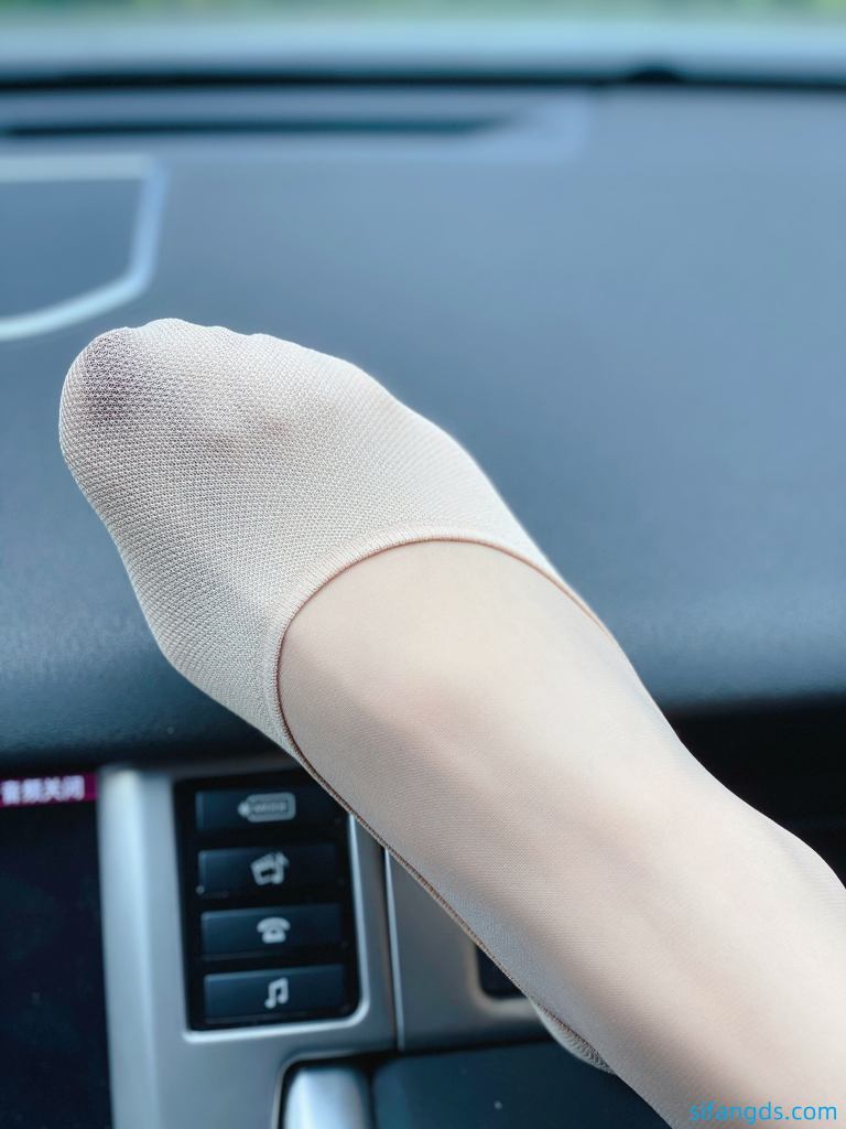 图片[22]-抖音30万粉丝博主软妹小九九价值300元微信朋友圈写真套图[34合集]-尤妹社