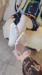 图片[8]-顶级骚脚足控福利Coser少女JohnMarston的原味丝袜船袜[306V126G]-尤妹社