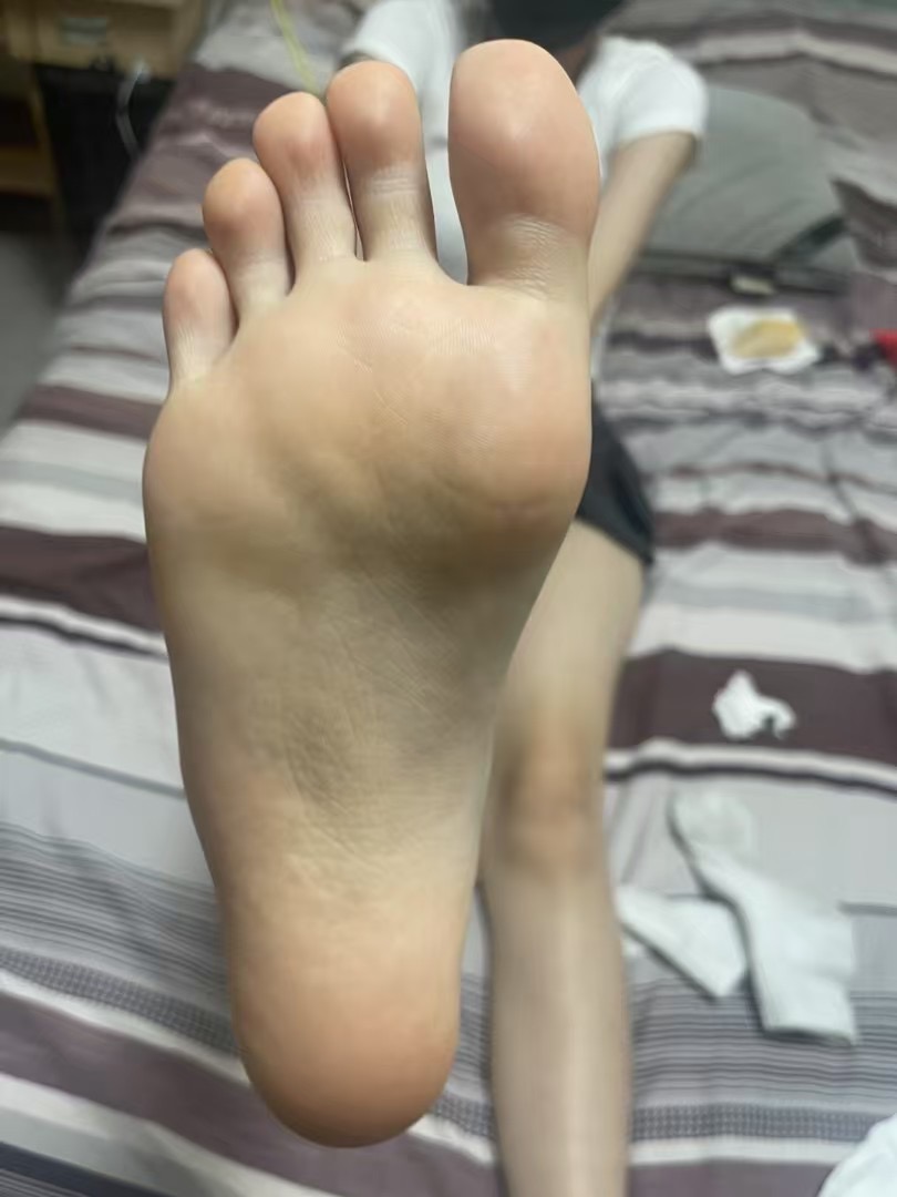 图片[10]-【朵朵原创】素人女大入圈后迅速成为美脚榨j女s[110V]-尤妹社