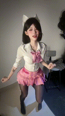 图片[5]-抖音换装高颜值博主【小哭包不哭167万粉丝重金门槛擦边福利[49P7V]-尤妹社