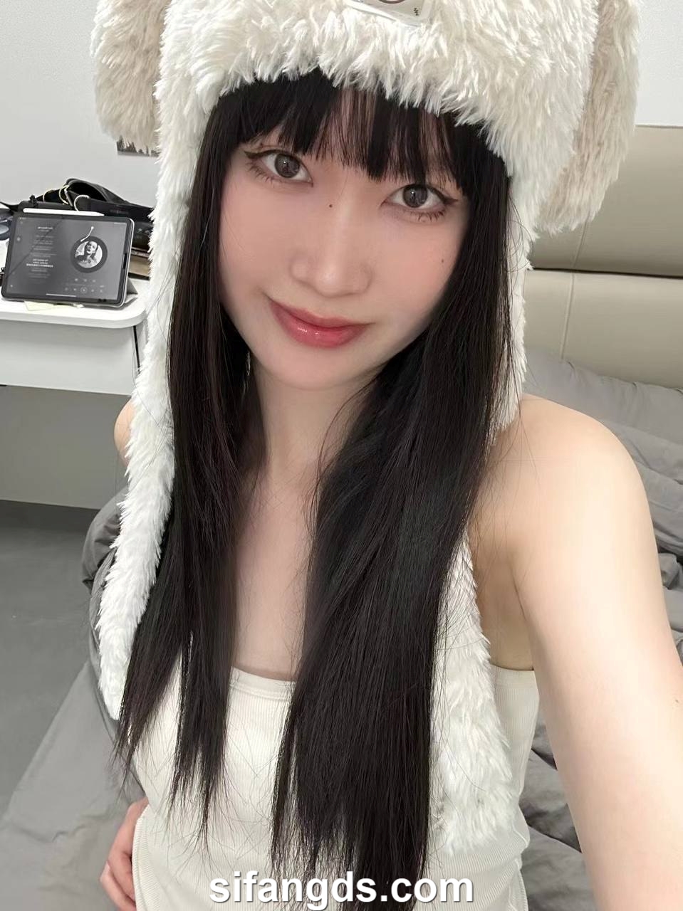 图片[2]-推特反差博主【银牌灌汤小笼包】永久门槛视图福利(58V)-尤妹社