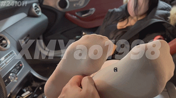 图片[8]-顶级御姐汐梦瑶在坐满人的公交车上用脚和鞋子帮打-尤妹社