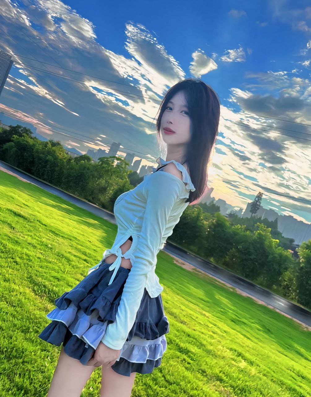 图片[14]-高颜值玉足小网红立早张付费福利视频及定制[29P113V]-尤妹社