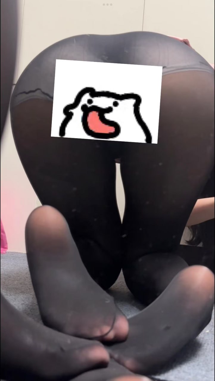 图片[19]-抖音玉足少女博主炸毛可乐-爱吃猪脚饭-福建IP最新定制合集[622P148V]-尤妹社