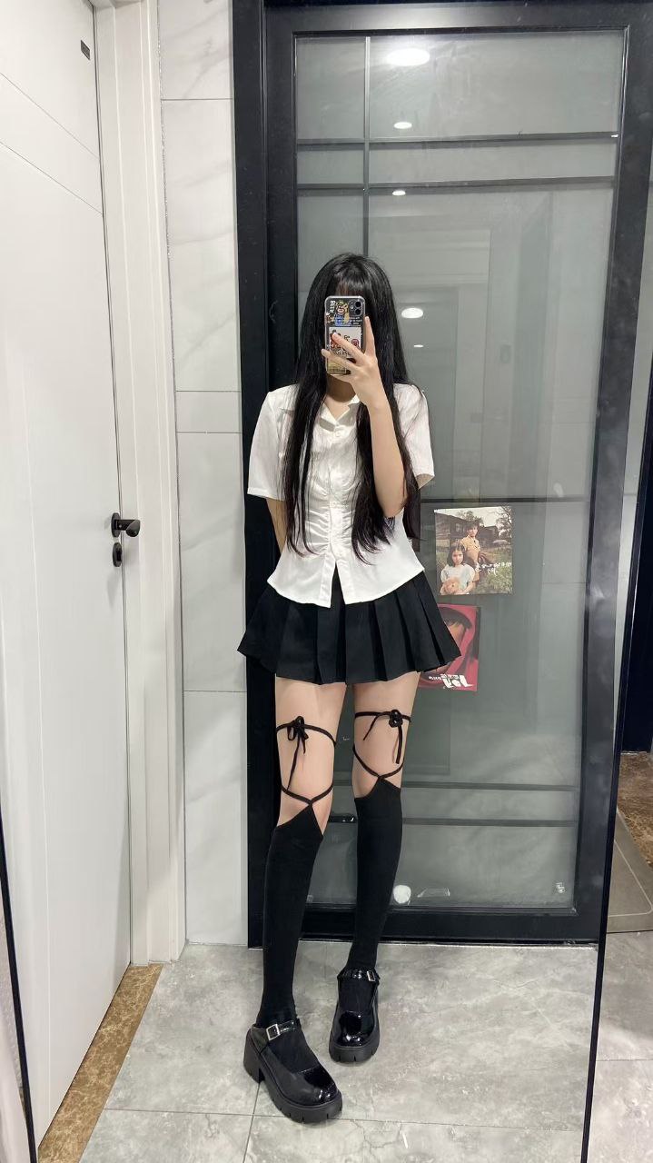 图片[15]-抖音玉足少女博主炸毛可乐-爱吃猪脚饭-福建IP最新定制合集[622P148V]-尤妹社