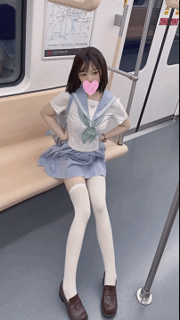 抖音35W粉魔人布偶反差名媛私下金主定制大尺度秀脚[122P12V]-尤妹社