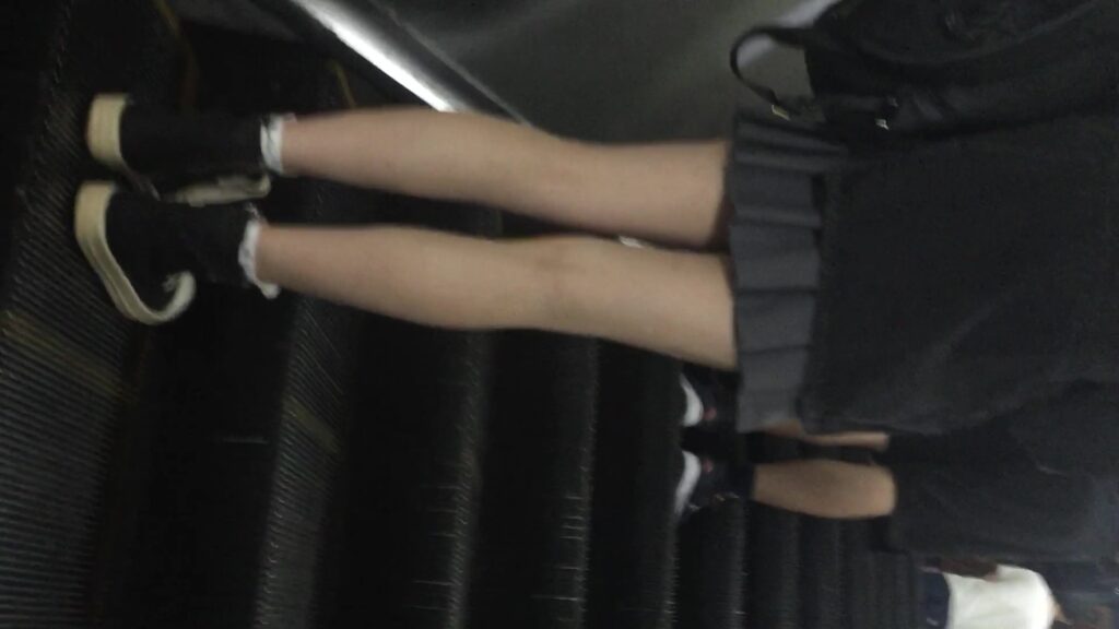 图片[5]-街头涂鸦杰哥街头掀裙射裸腿全集资源[271V]-尤妹社