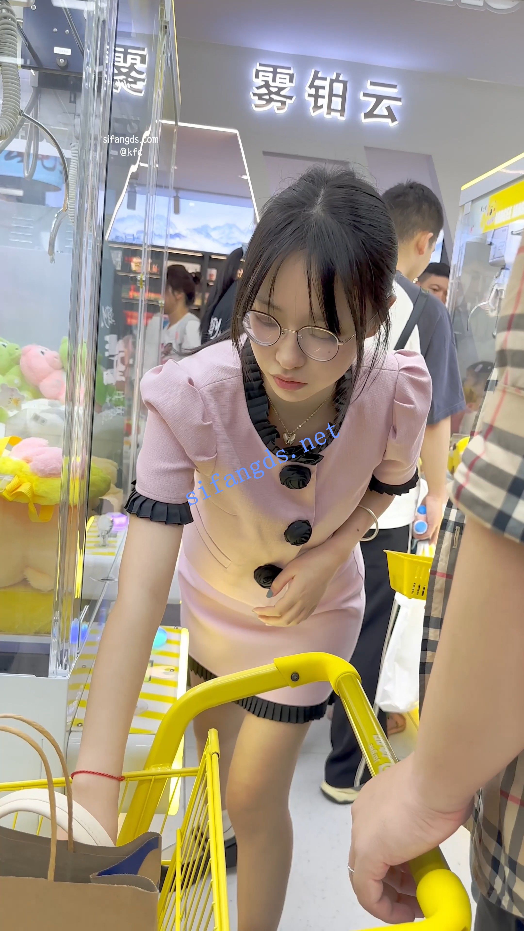 图片[41]-私房价值万元街拍高颜值尤物御姐探索裙摆下的致命诱惑全网最全合集[548V]-尤妹社