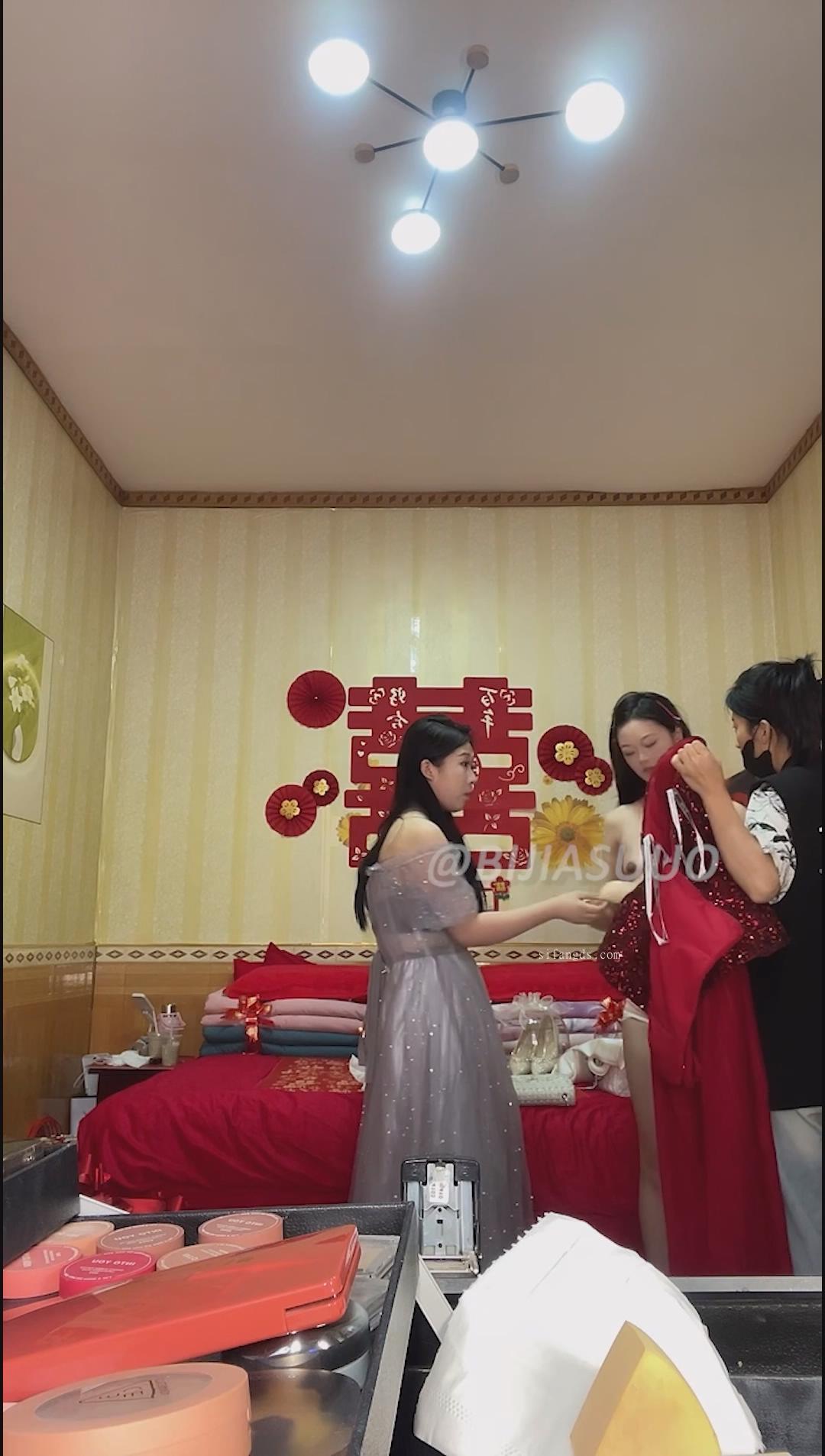 图片[26]-抖音新娘化妆间 婚房 写真 直播走光露点合集8.7G-尤妹社