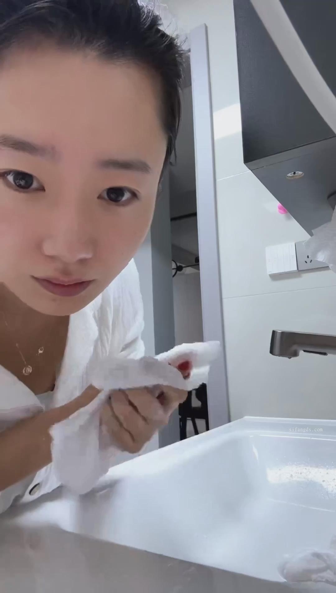 图片[28]-抖音新娘化妆间 婚房 写真 直播走光露点合集8.7G-尤妹社