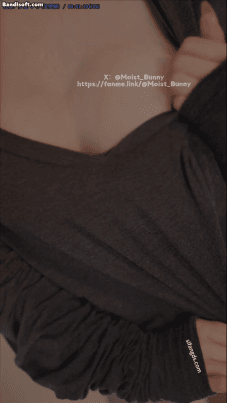 【B站 Yiko湿润兔 咬一口兔娘】10月作品 双视角骚舞 性感丝袜 3V-尤妹社