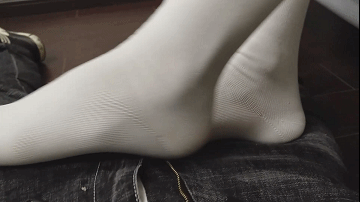 喜欢玩足交的富二代 带着漂亮女友各种花样玩B啪啪[272P1V]-尤妹社