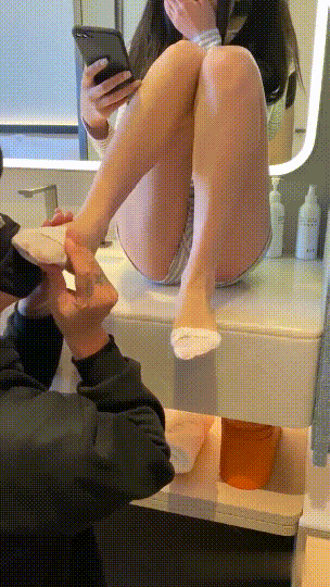 图片[2]-12月新品恋足癖大神【东坡先生原创】最新10位素人女大[104V]-尤妹社