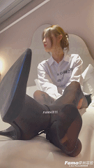 图片[8]-推特优质足控博主FAMA套路同学女大拍摄美脚[60P32V]-尤妹社