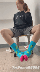 图片[12]-推特优质足控博主FAMA套路同学女大拍摄美脚[60P32V]-尤妹社