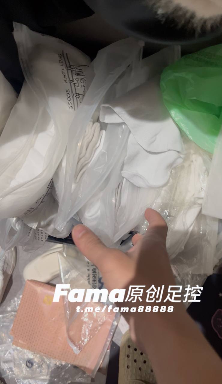 图片[20]-推特优质足控博主FAMA套路同学女大拍摄美脚[60P32V]-尤妹社