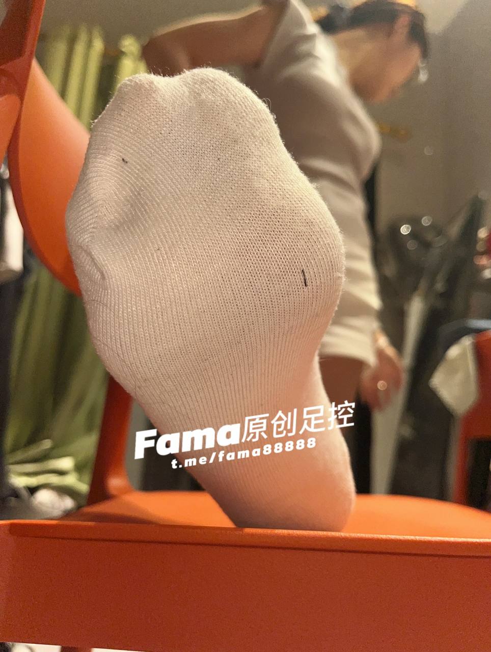 图片[19]-推特优质足控博主FAMA套路同学女大拍摄美脚[60P32V]-尤妹社