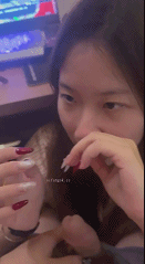 推特KK 肉便器新娘在更衣室榨精 逛商场一半 去衣帽间假装换衣服-尤妹社